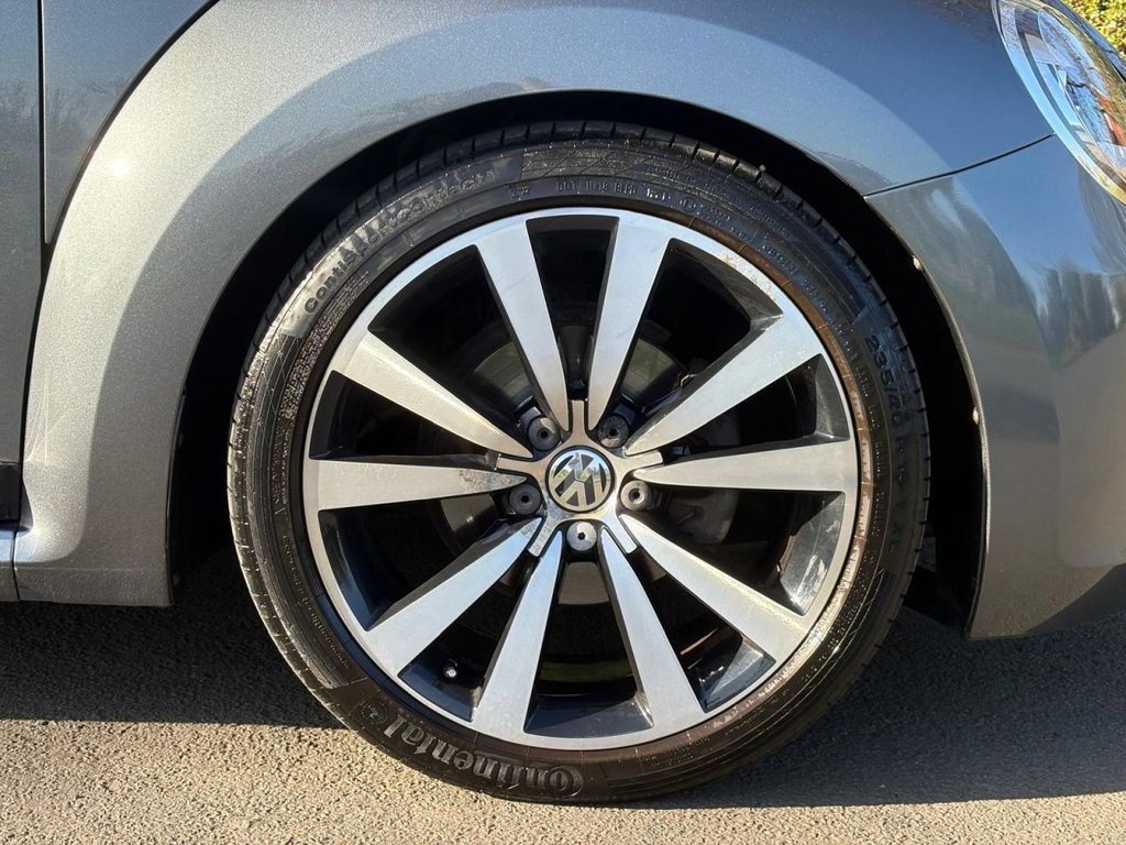 Used Volkswagen Beetle 2015 for sale - 77919752: Photo 32