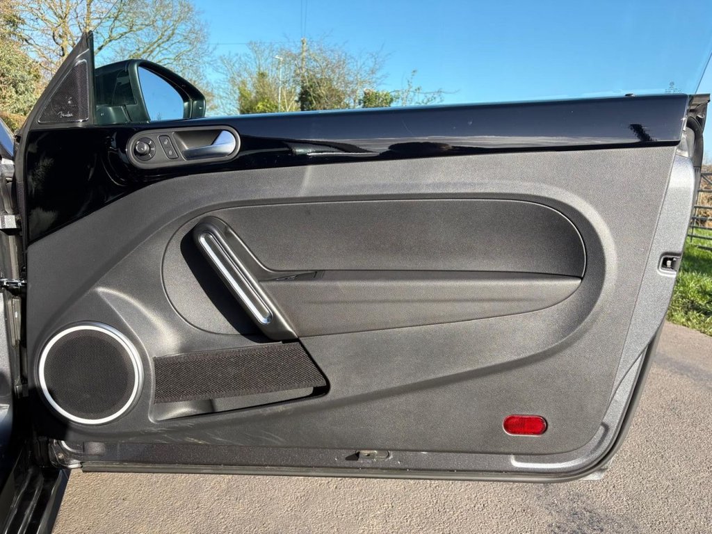 Used Volkswagen Beetle 2015 for sale - 77919752: Photo 37