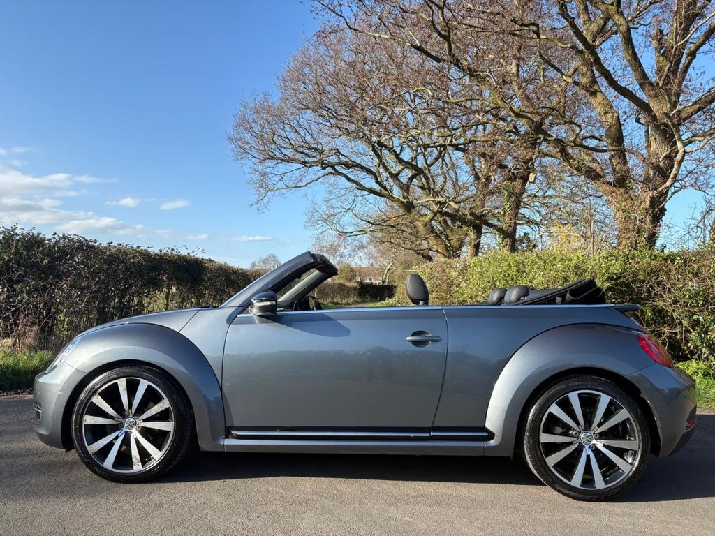 Used Volkswagen Beetle 2015 for sale - 77919752: Photo 4
