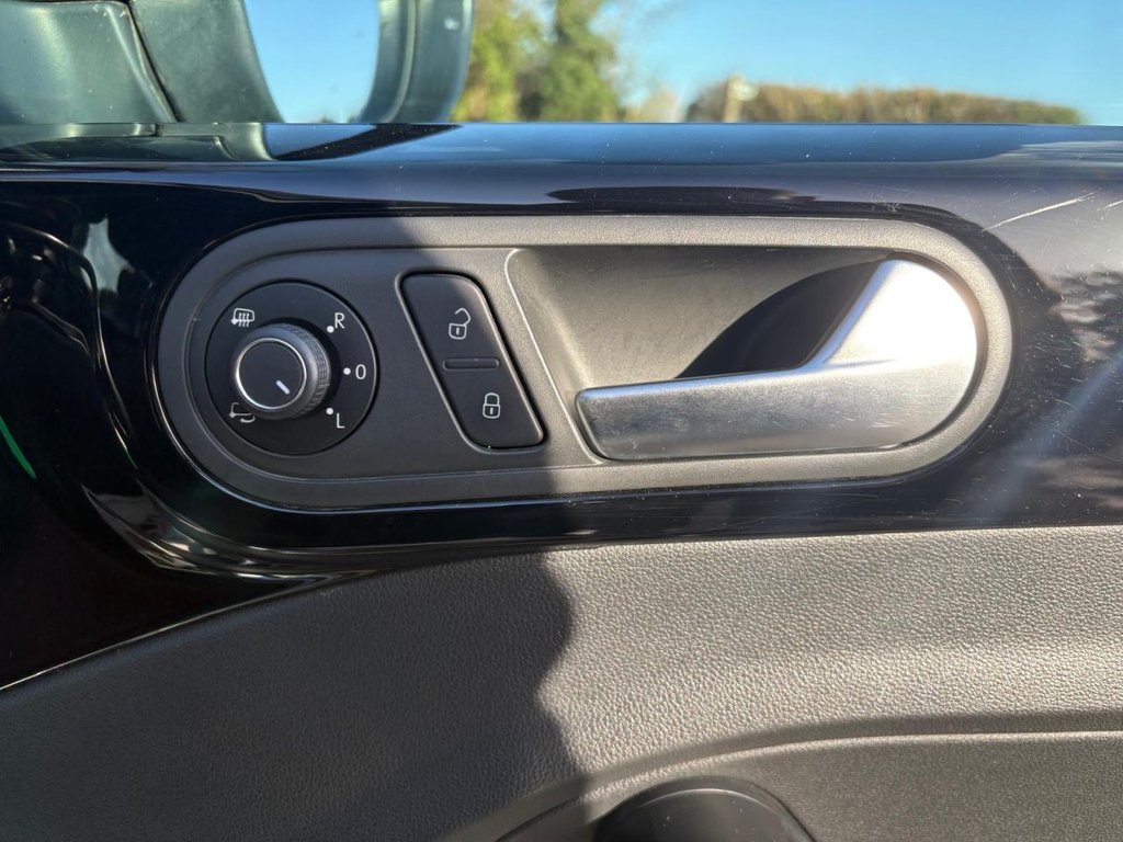 Used Volkswagen Beetle 2015 for sale - 77919752: Photo 40