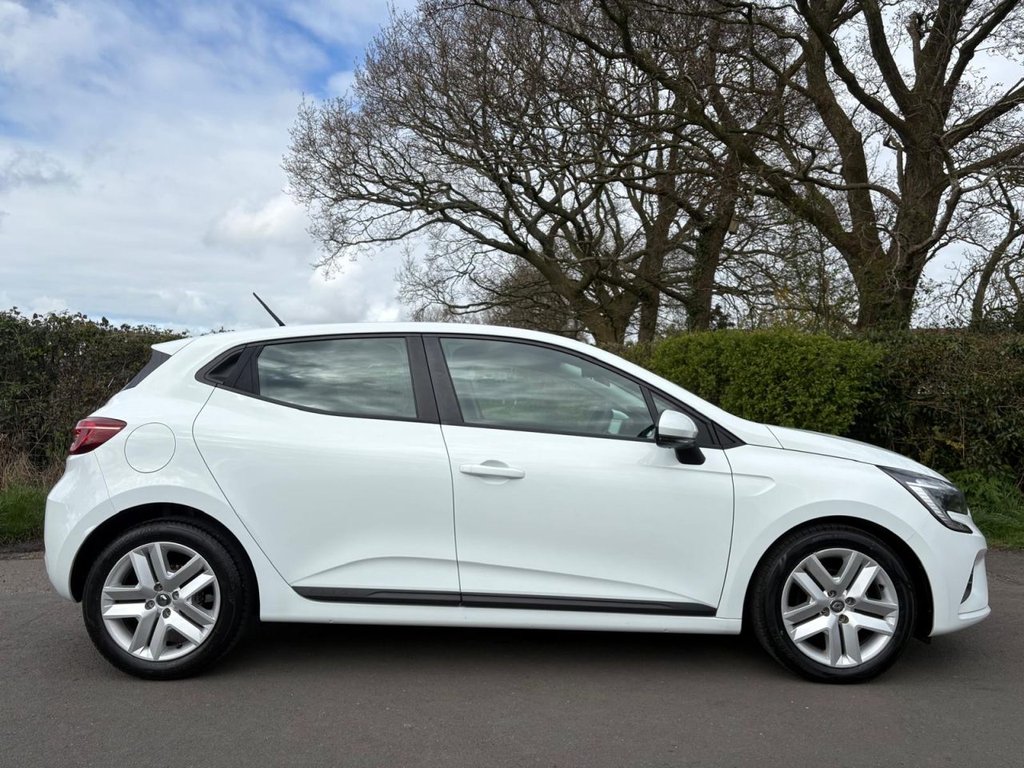 Used Renault Clio 2022 for sale - 78096232: Photo 14