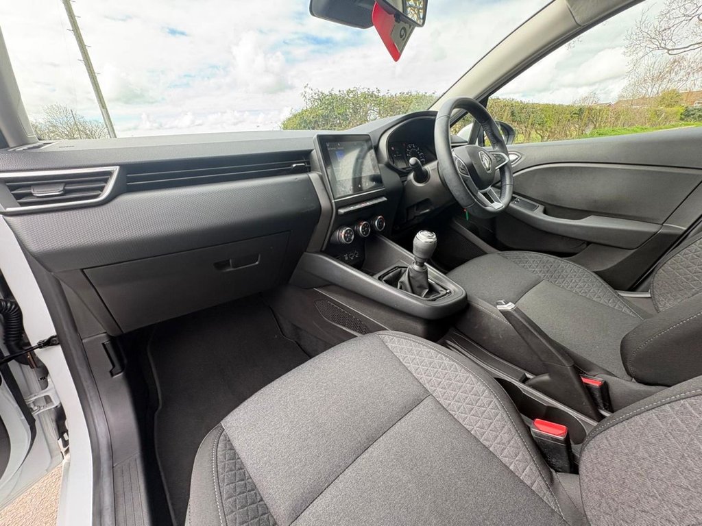 Used Renault Clio 2022 for sale - 78096232: Photo 24