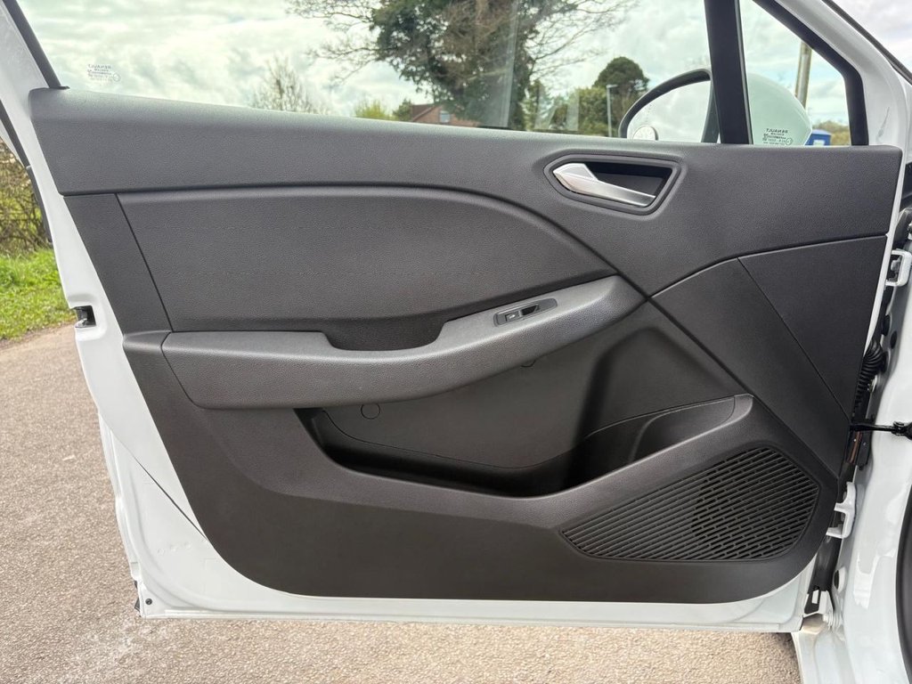 Used Renault Clio 2022 for sale - 78096232: Photo 29