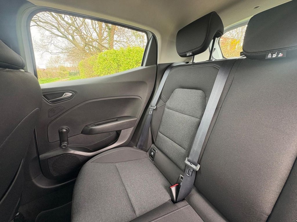 Used Renault Clio 2022 for sale - 78096232: Photo 35