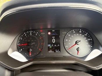 Used Renault Clio 2022 for sale - 78096232: Photo