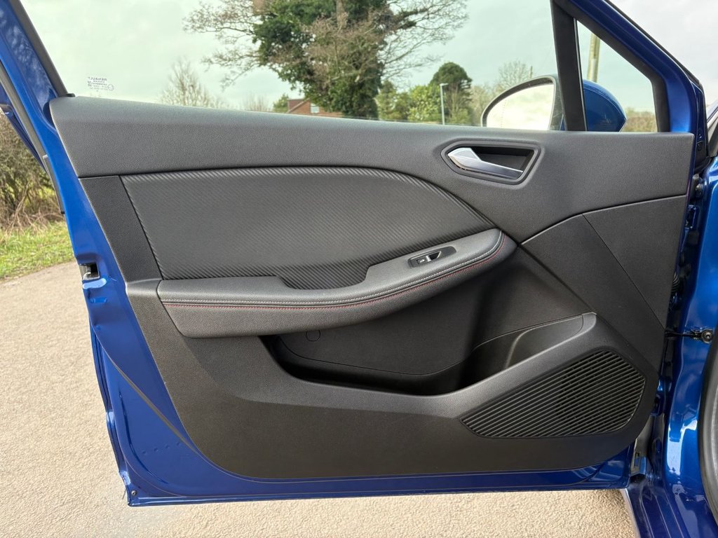 Used Renault Clio 2019 for sale - 77733976: Photo 28