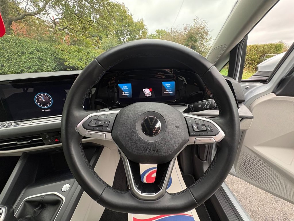 Used Volkswagen Golf 2021 for sale - 77733869: Photo 24