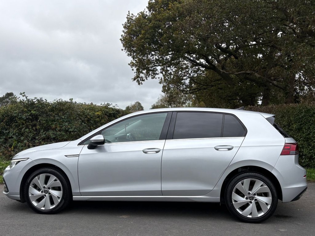 Used Volkswagen Golf 2021 for sale - 77733869: Photo 4