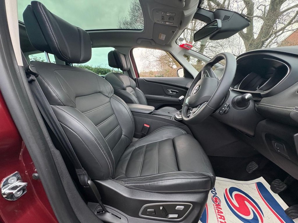 Used Renault Grand Scenic 2019 for sale - 77733939: Photo 10