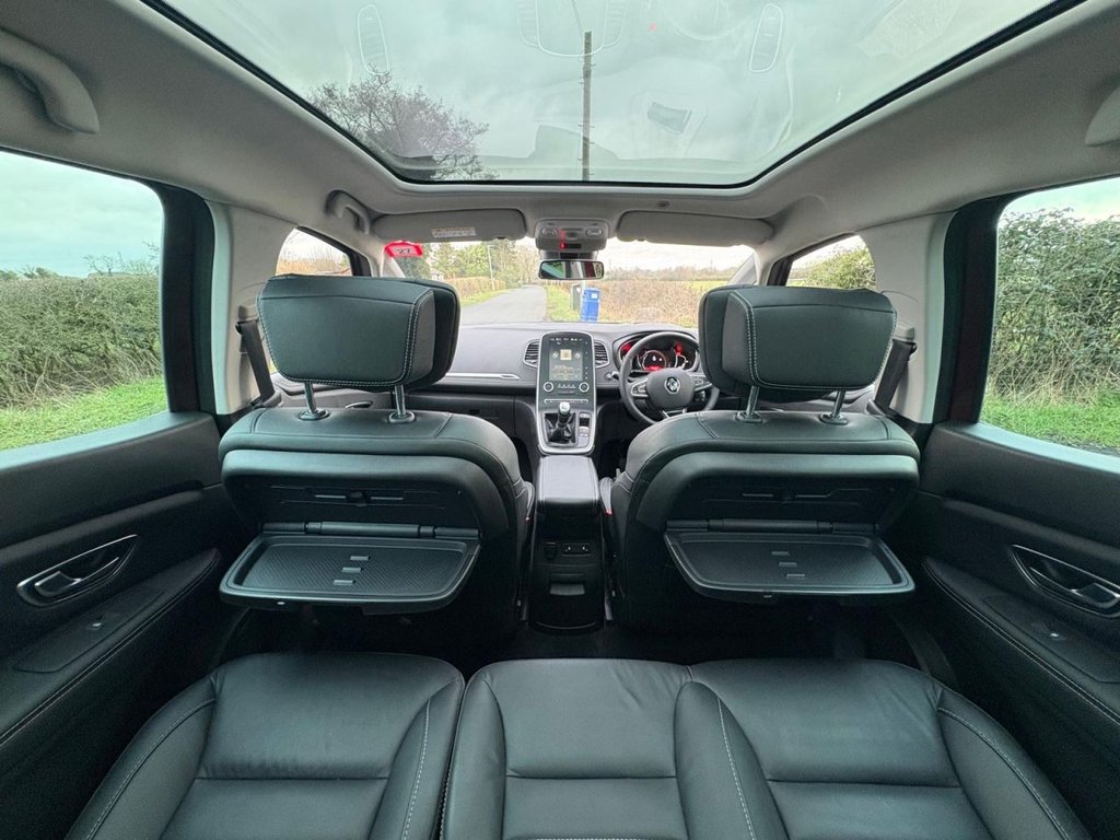 Used Renault Grand Scenic 2019 for sale - 77733939: Photo 30