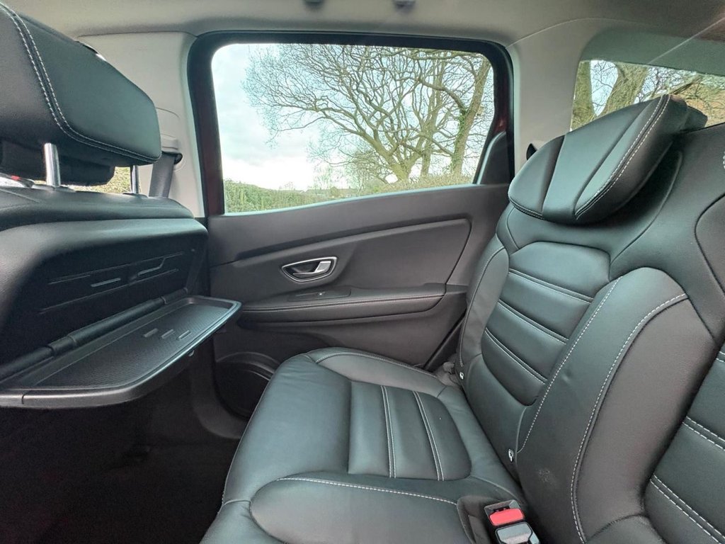 Used Renault Grand Scenic 2019 for sale - 77733939: Photo 33