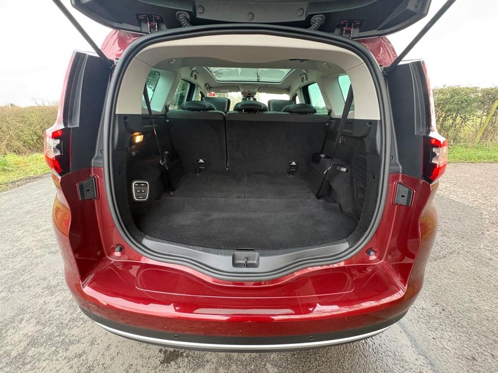 Used Renault Grand Scenic 2019 for sale - 77733939: Photo 45