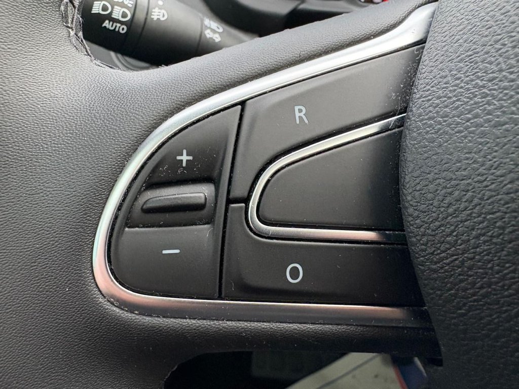 Used Renault Grand Scenic 2019 for sale - 77733939: Photo 47