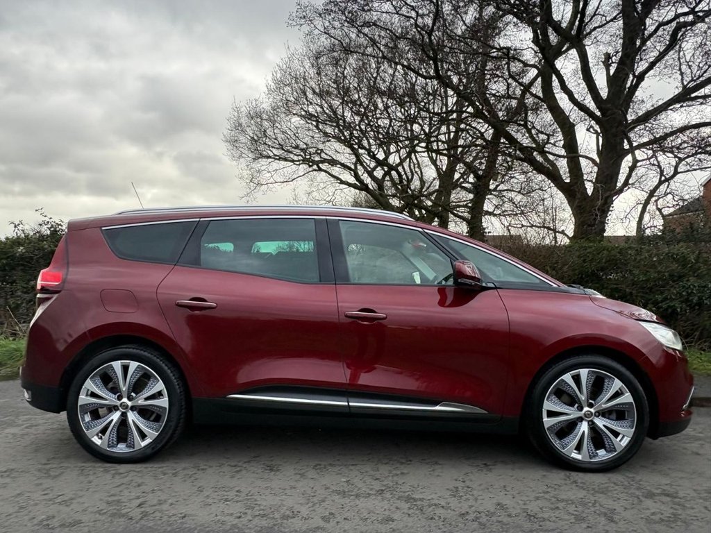 Used Renault Grand Scenic 2019 for sale - 77733939: Photo 6