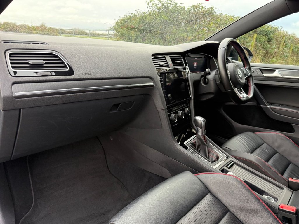 Used Volkswagen Golf 2020 for sale - 77733908: Photo 14