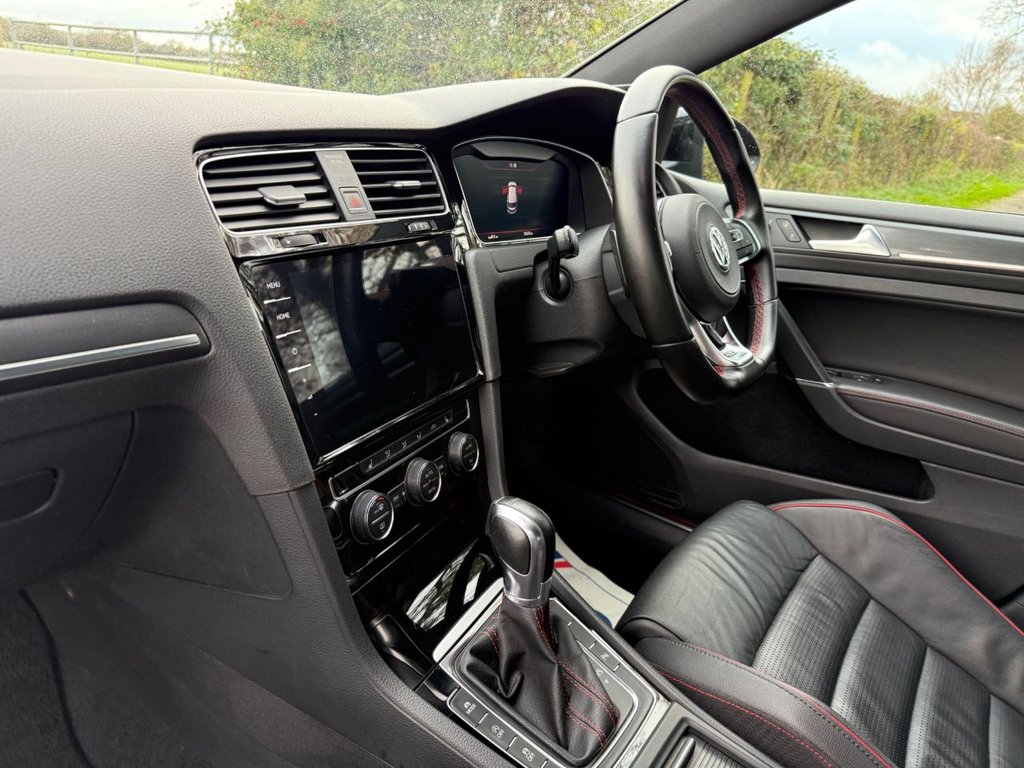 Used Volkswagen Golf 2020 for sale - 77733908: Photo 15