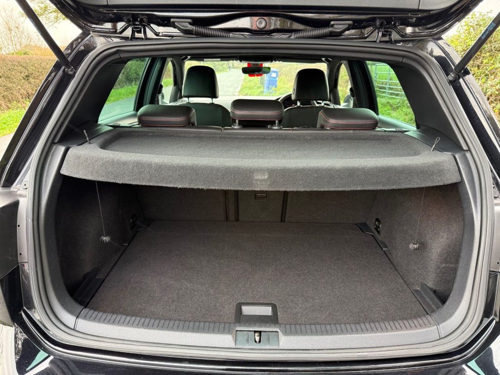 Used Volkswagen Golf 2020 for sale - 77733908: Photo 41