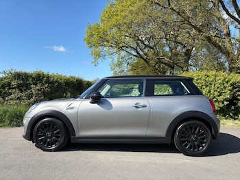 Used MINI Hatch 2019 for sale - 78425863: Photo