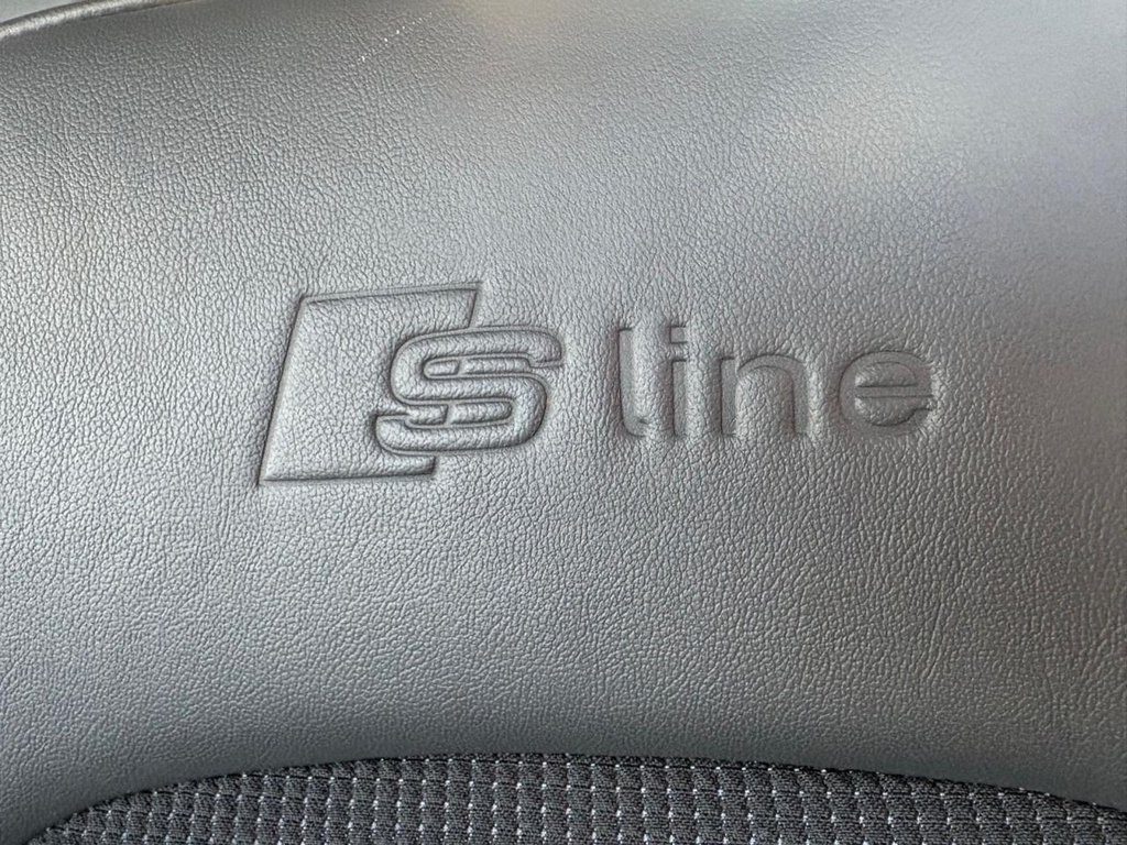 Used Audi Q3 2013 for sale - 77967093: Photo 19