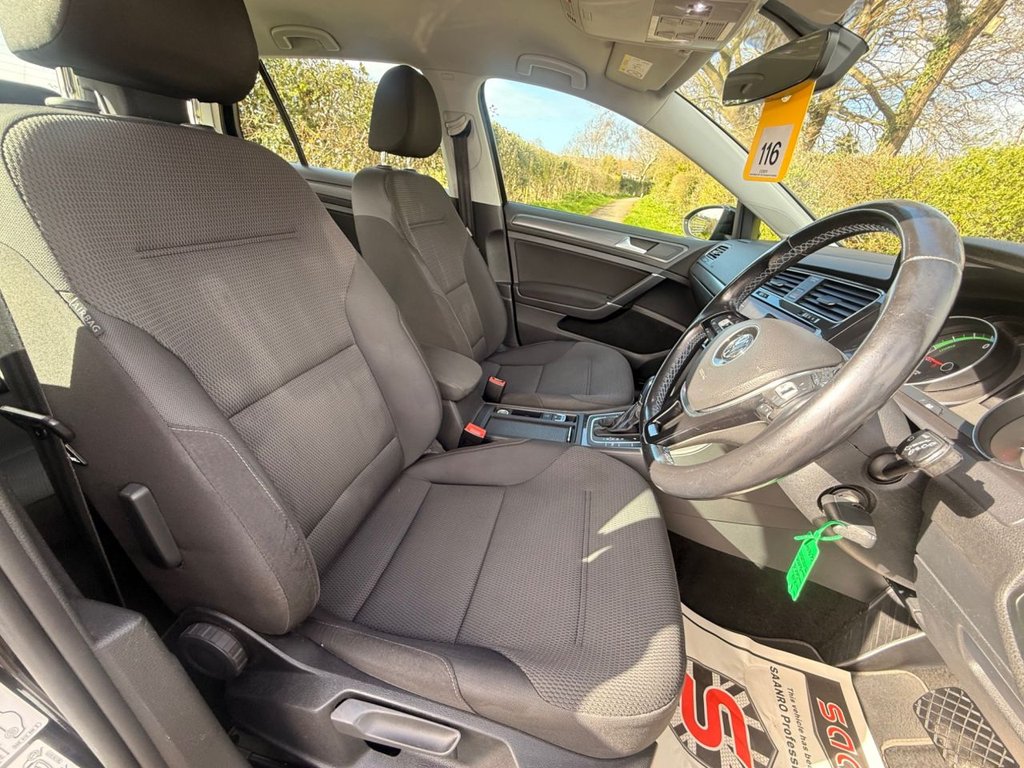 Used Volkswagen Golf 2018 for sale - 78069210: Photo 10