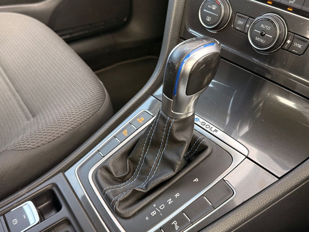 Used Volkswagen Golf 2018 for sale - 78069210: Photo 27