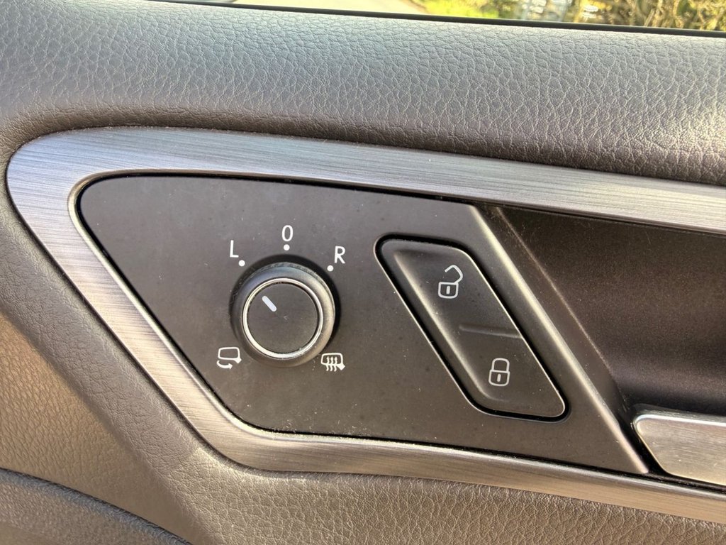 Used Volkswagen Golf 2018 for sale - 78069210: Photo 42