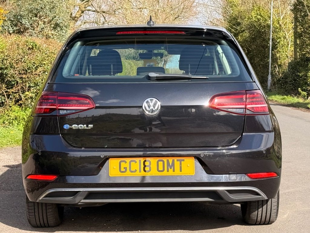 Used Volkswagen Golf 2018 for sale - 78069210: Photo 8