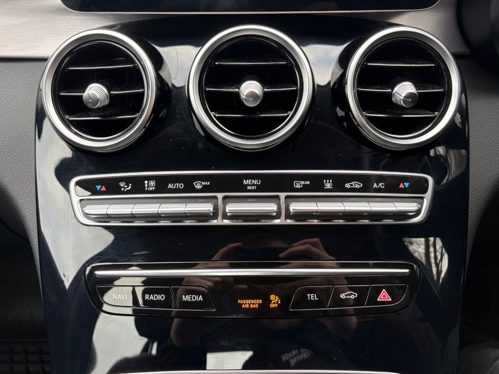 Used Mercedes-Benz C Class 2021 for sale - 77734277: Photo 27