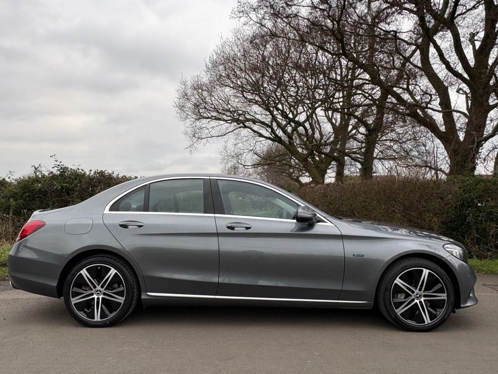 Used Mercedes-Benz C Class 2021 for sale - 77734277: Photo 4