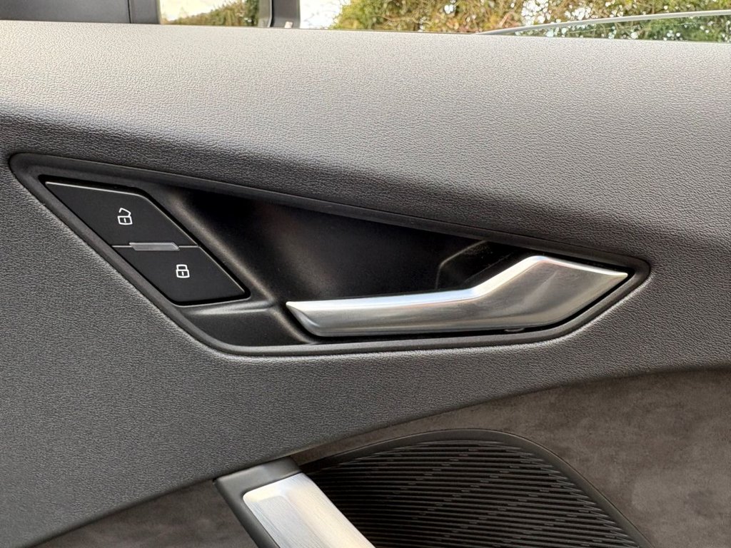 Used Audi TT 2017 for sale - 77733852: Photo 37