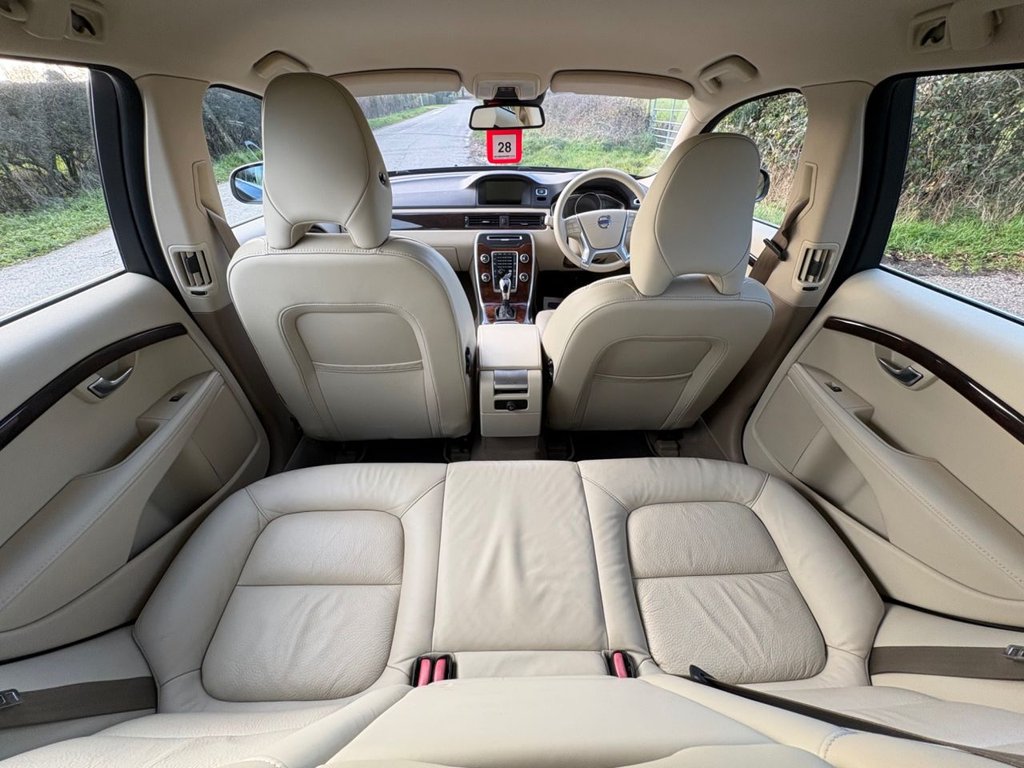 Used Volvo V70 2013 for sale - 77734116: Photo 25