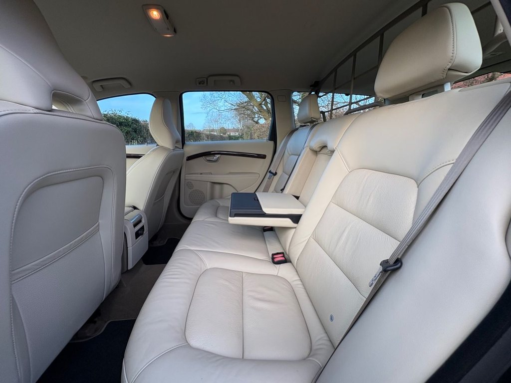 Used Volvo V70 2013 for sale - 77734116: Photo 26