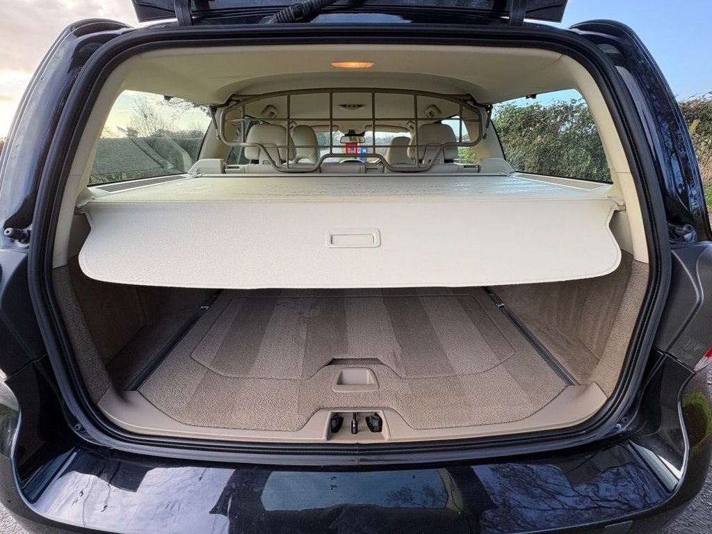 Used Volvo V70 2013 for sale - 77734116: Photo 28