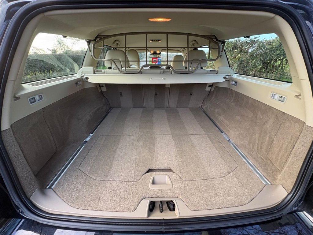 Used Volvo V70 2013 for sale - 77734116: Photo 29