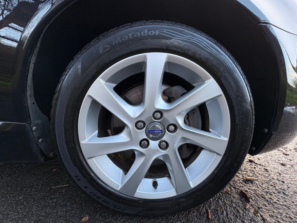 Used Volvo V70 2013 for sale - 77734116: Photo 38