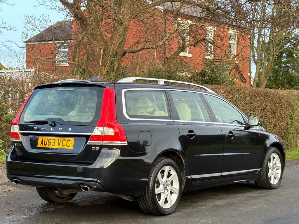 Used Volvo V70 2013 for sale - 77734116: Photo 4