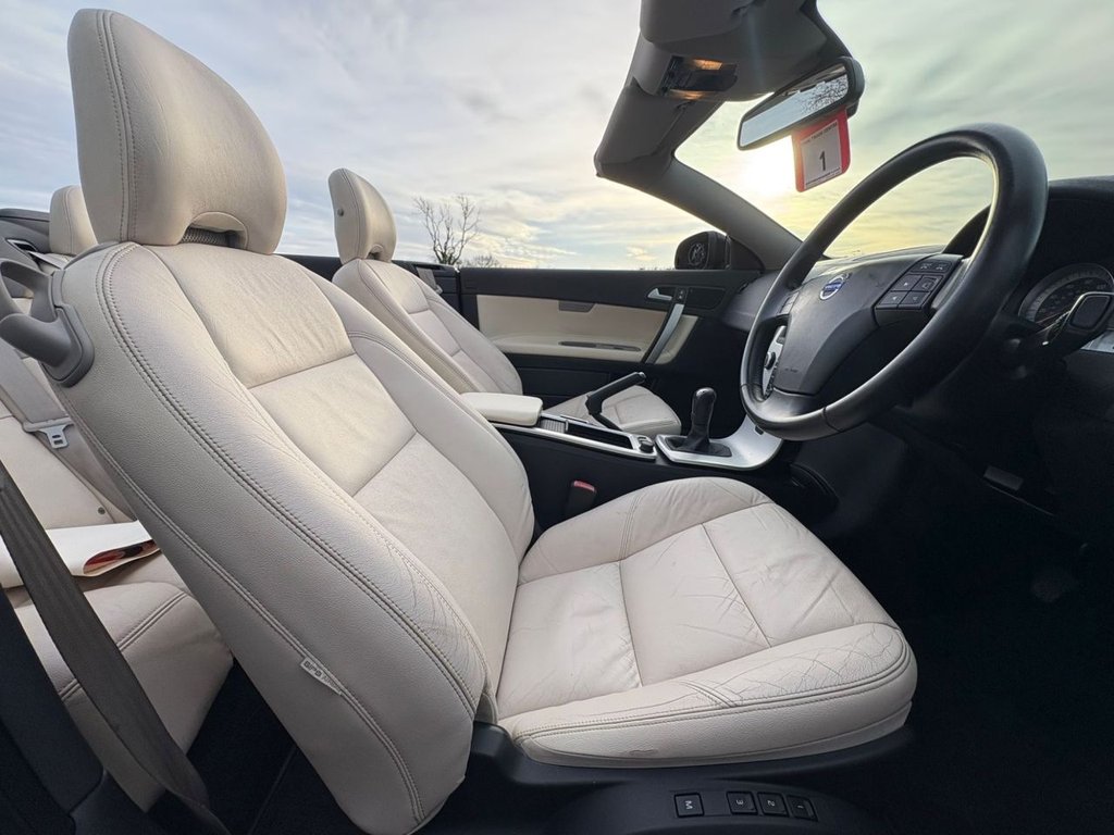 Used Volvo C70 2010 for sale - 77734103: Photo 9