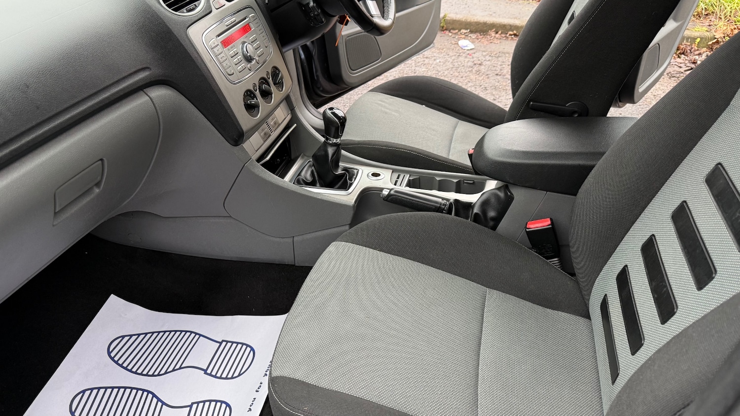 Used Ford Focus 2009 for sale - 77039122: Photo 19