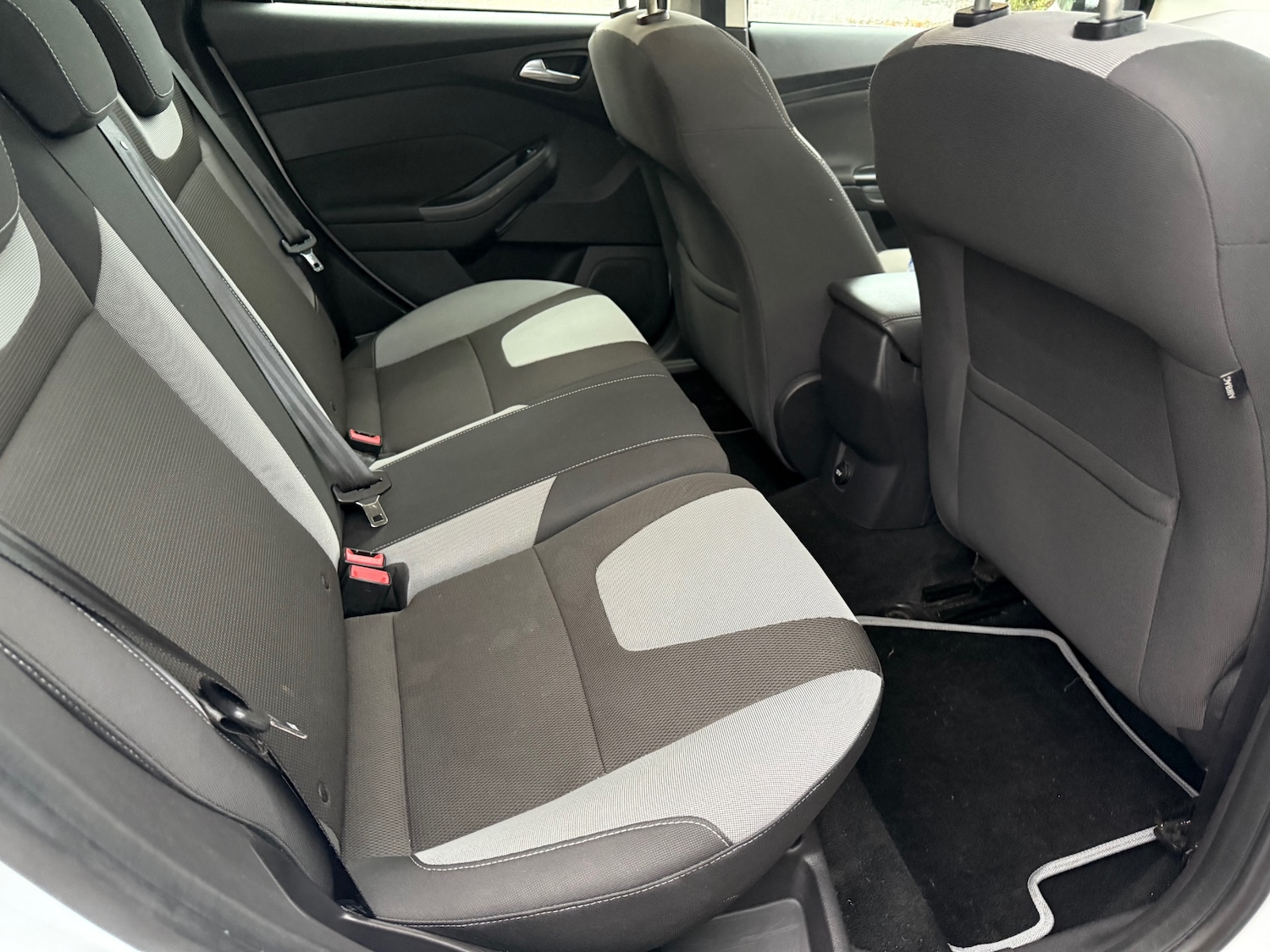 Used Ford Focus 2011 for sale - 76484255: Photo 14