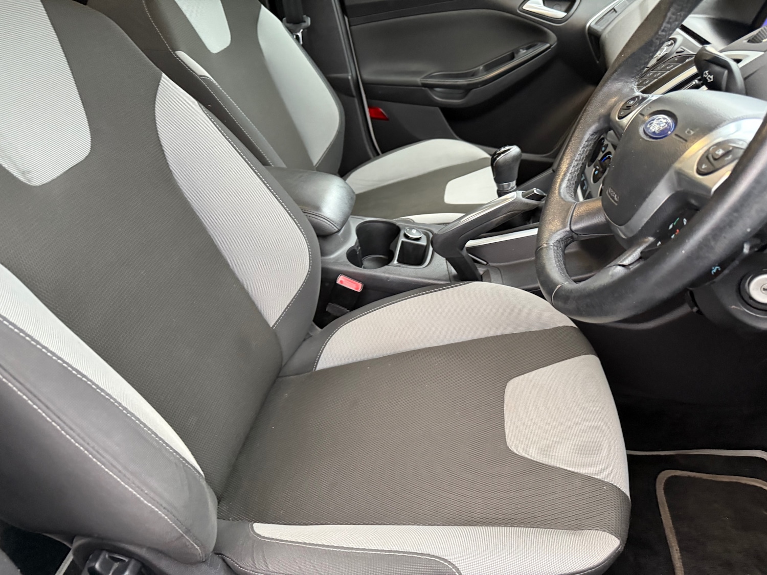 Used Ford Focus 2011 for sale - 76484255: Photo 15