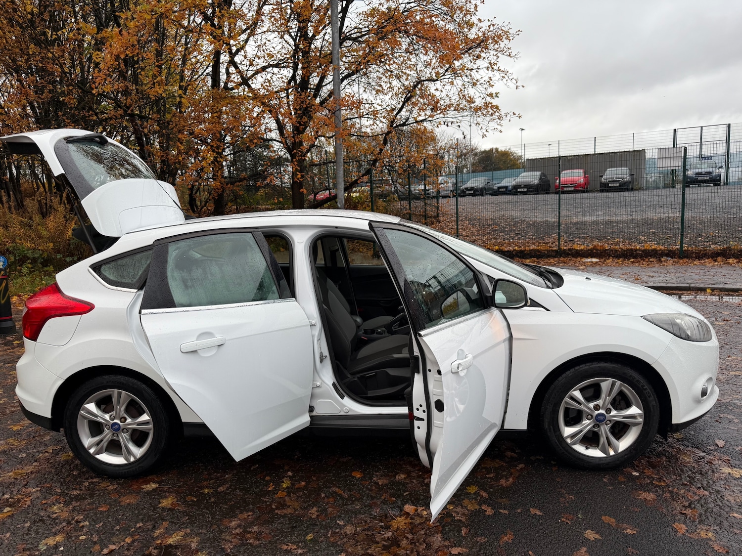 Used Ford Focus 2011 for sale - 76484255: Photo 17