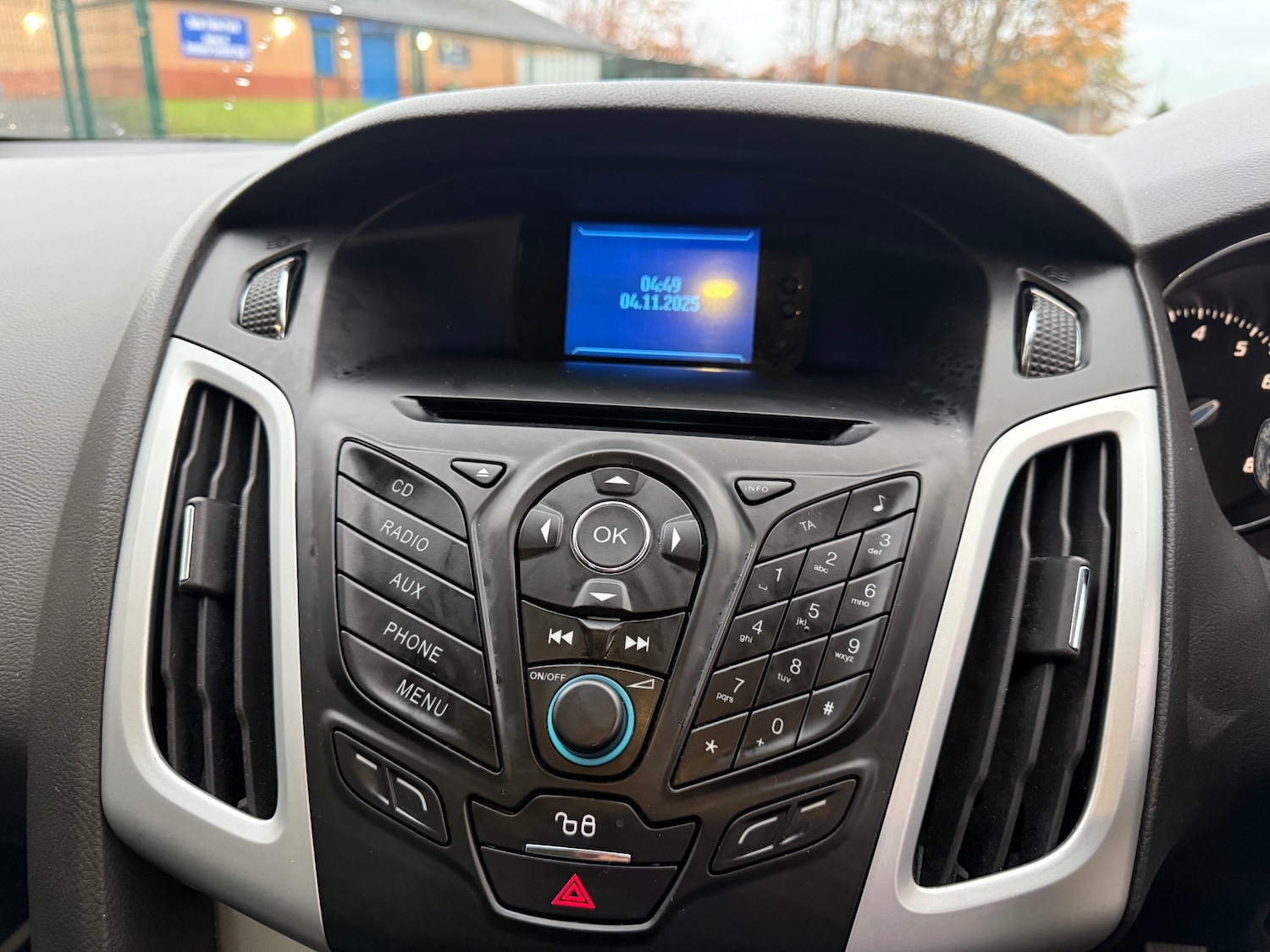 Used Ford Focus 2011 for sale - 76484255: Photo 24