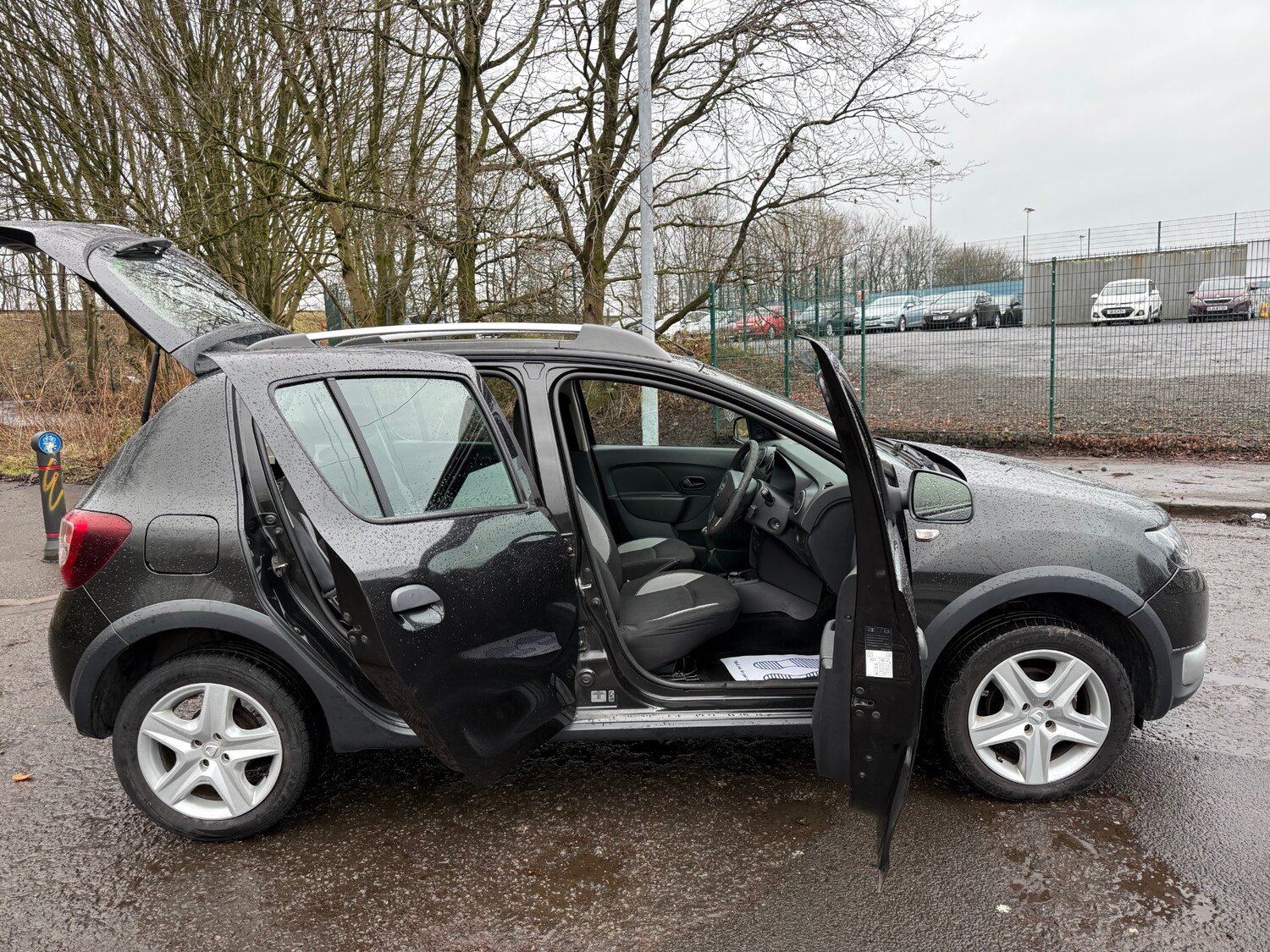 Used Dacia Sandero Stepway 2013 for sale - 77483832: Photo 17
