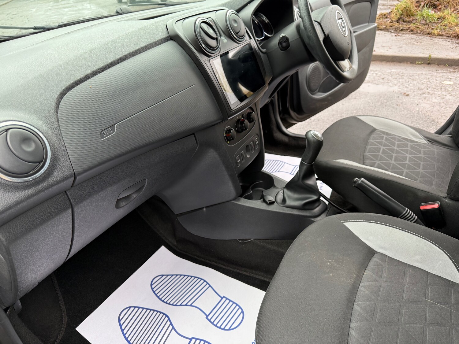 Used Dacia Sandero Stepway 2013 for sale - 77483832: Photo 19