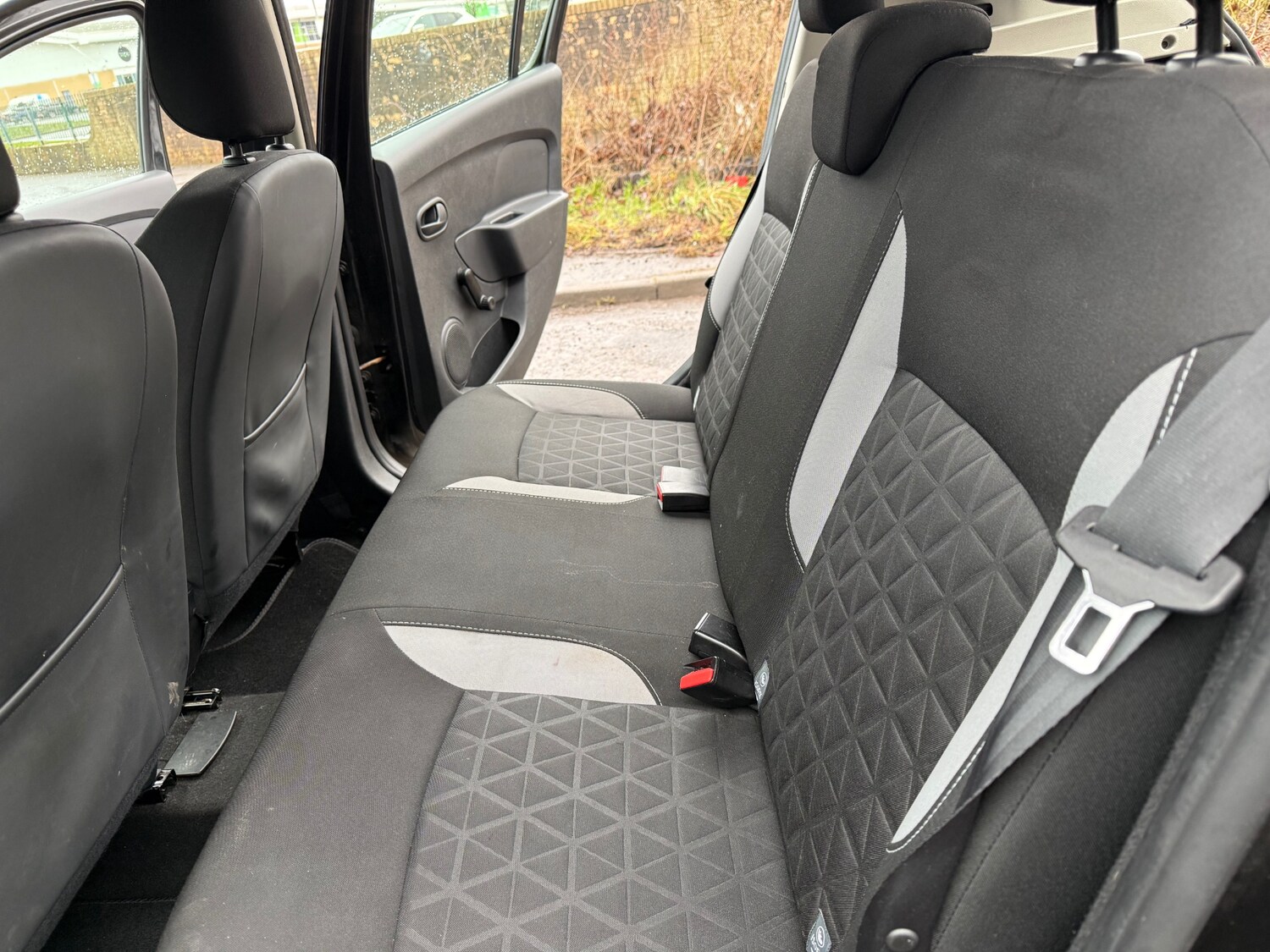 Used Dacia Sandero Stepway 2013 for sale - 77483832: Photo 20