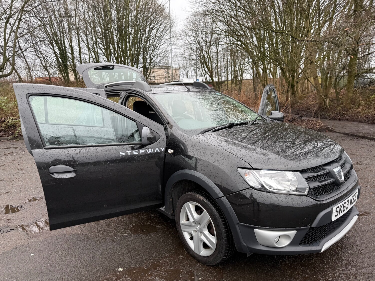 Used Dacia Sandero Stepway 2013 for sale - 77483832: Photo 24