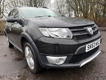 Used Dacia Sandero Stepway 2013 for sale - 77483832: Photo