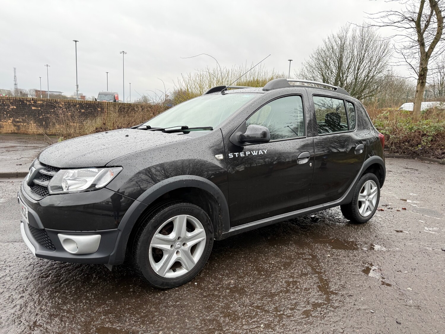 Used Dacia Sandero Stepway 2013 for sale - 77483832: Photo 8