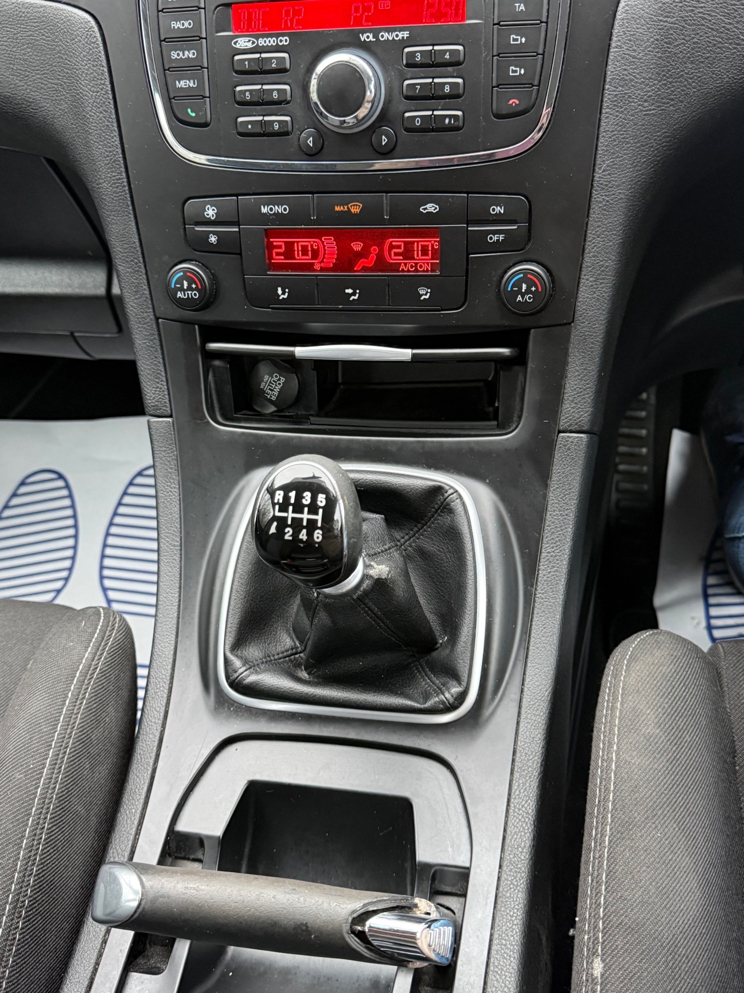 Used Ford S-Max 2012 for sale - 77039134: Photo 31