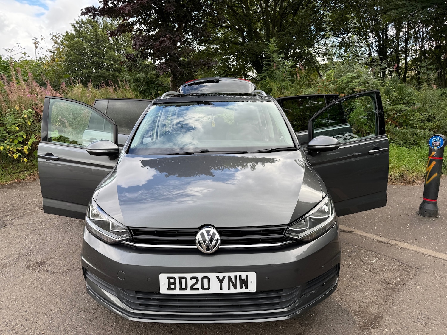 Vehicle 28